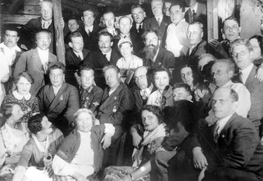 Челюскинцы в гостях у артистов Театра «Сатира», 1934 год, г. Москва