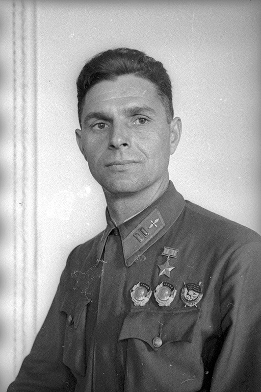 Герой Советского Союза Дмитрий Валентик, 1940 год, г. Москва
