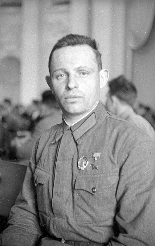 Герой Советского Союза Алексей Бяков, 1940 год, г. Москва