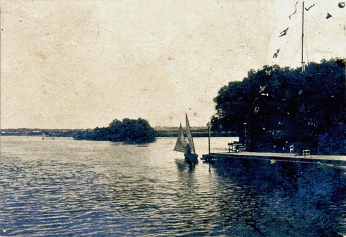 Река в окрестностях Воронежа, май - декабрь 1917
