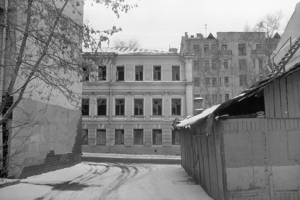 Московские улицы и дворики конца 1980-х годов, 15 октября 1988 - 20 ноября 1991, г. Москва. 