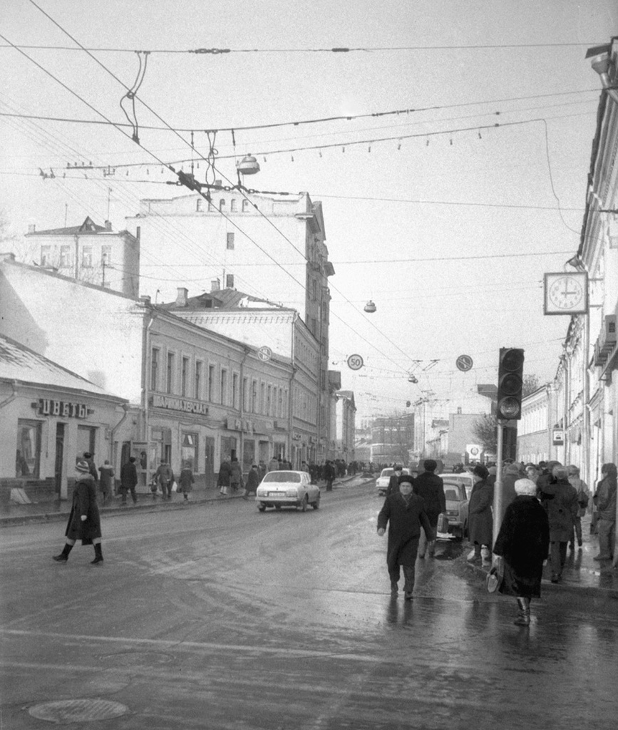 Московские дома и улицы конца 1980-х годов, 1 ноября 1984 - 15 марта 1990, г. Москва. 