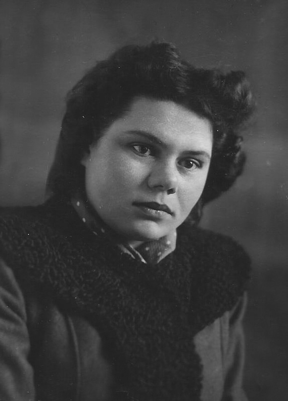 Портрет женщины, 1955 - 1956, г. Москва. 