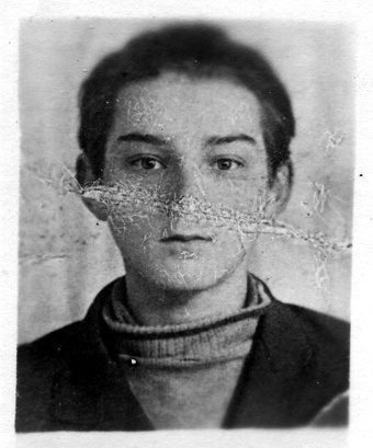 Виктор Красин, 1940-е, г. Ташкент. Фотография из семейного архива Красиных, прислал Александр Ратновский.