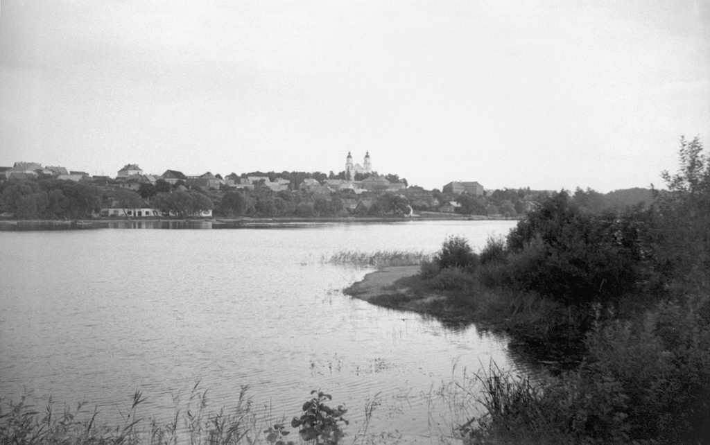 Вид с озера на город Зарасай, 1 июня 1960 - 1 октября 1960, Литовская ССР, г. Зарасай. 