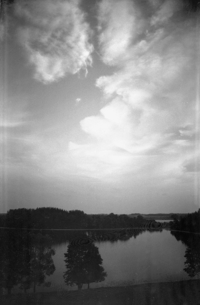 Вечерние облака над озером Зарасай, 1 июня 1960 - 1 октября 1960, Литовская ССР, г. Зарасай. 