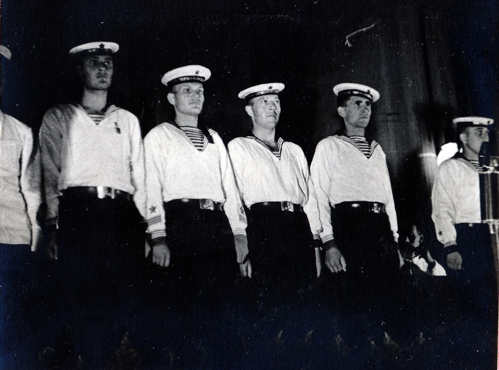 Приветствие делегации 5-ти морей работников наркомата судостроения, 1939 год, г. Москва