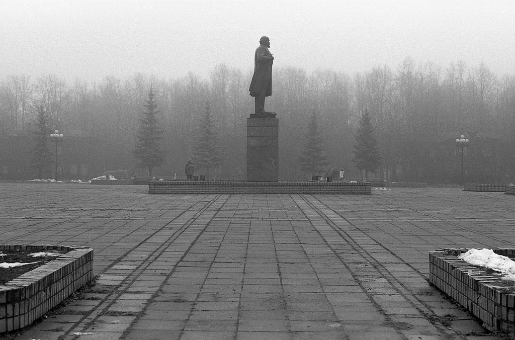 Вид на площадь Оптиков в сторону улицы Советская, 20 октября 1999 - 11 декабря 1999, Московская обл., г. Красногорск. 