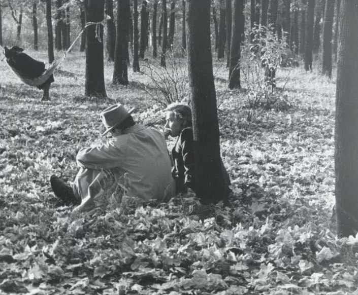 Осень, 1957 год, Украинская ССР, г. Харьков. Выставка «Осень целого века» с этой фотографией.&nbsp;
