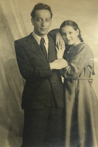 Лев Разгон с дочерью Наташей, 1950 год, г. Москва