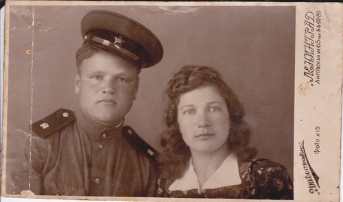 Иван Семенович Ецык и Анастасия Максимовна Ецык (Зайцева), 6 мая 1950, г. Ленинград