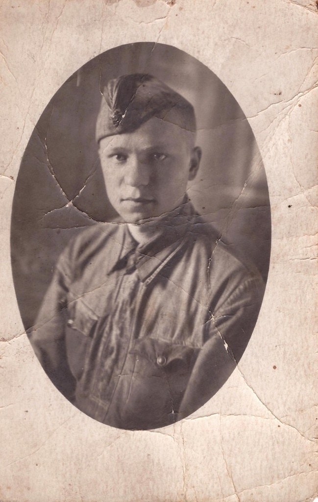 Солдат связист Иван Иванович Шестаков, 4 июля 1942 - 31 декабря 1942. 