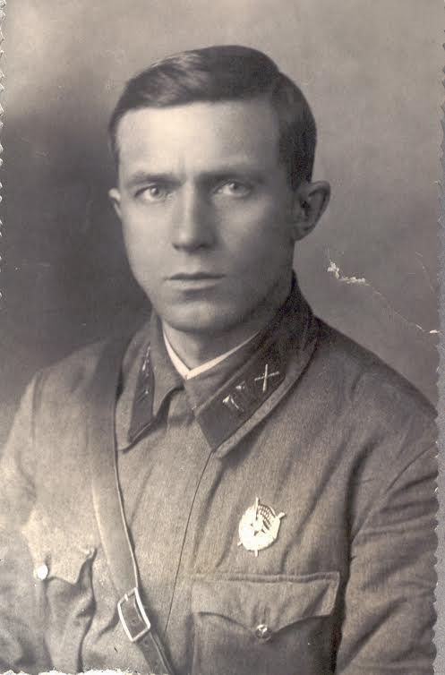 Майор Николай Прохорович Куликов, 1942 год. Участник Советско-финской и Великой Отечественной войн. Фотография из архива Александра Куликова.
