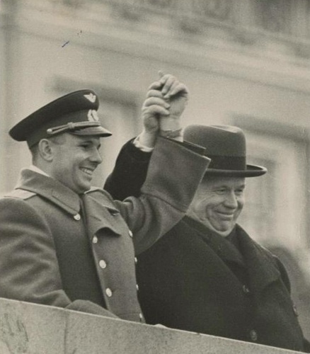 Юрий Гагарин и Никита Хрущев, 15 апреля 1961, г. Москва
