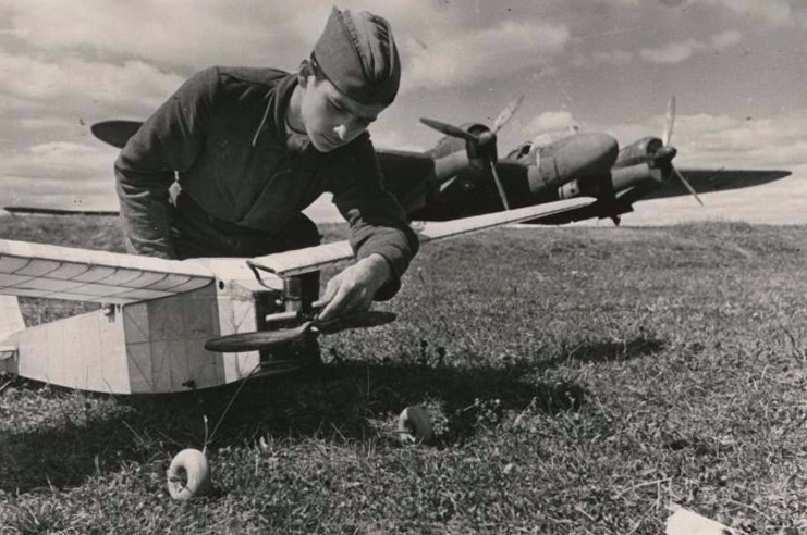 Юный авиамоделист, 1947 год