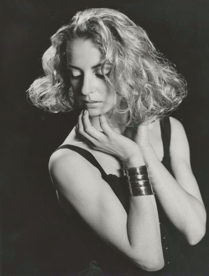Илзе Лиепа, 1990-е. Выставки&nbsp;«10 модных фотографий: 1990-е»&nbsp;и «Мода ХХ века в 100 фотографиях» с этим снимком.