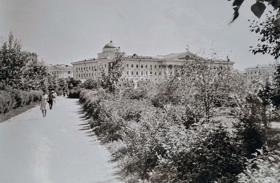 Центральная площадь Читы, июнь - декабрь 1967, г. Чита. 