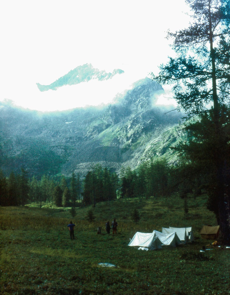 Утро в долине горного Алтая, 13 августа 1989, Горно-Алтайская АО, Усть-Коксинский р-н. 