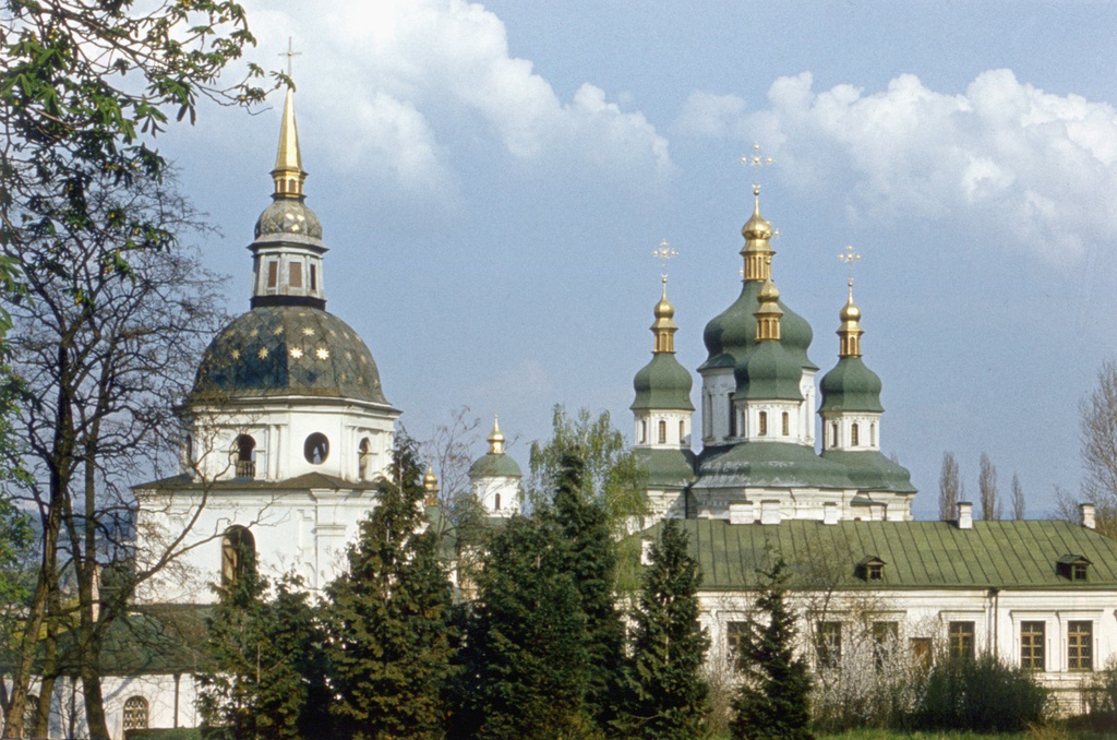 Выдубицкий монастырь в Киеве, май 1980, г. Киев, Печерский р-н. 