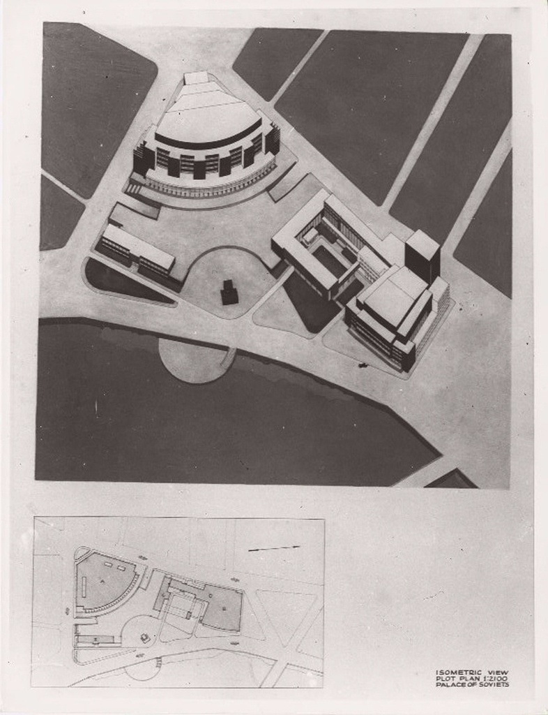 Проект Дворца Советов, 1931 год. Автор – Йозеф (Джозеф) Урбан, австрийский-американский художник, архитектор и дизайнер.На Всесоюзный открытый конкурс, условия которого были опубликованы в газете «Известия» в 1931 году, было подано 272 проекта. Из них было принято 24 зарубежных проекта: 11 из США, 5 из Германии, 3 из Франции, 2 из Голландии и по одному из Швейцарии, Италии и Эстонии. Среди них были архитекторы, специально приглашенные на конкурс: Пельциг, Мендельсон и Гропиус из Германии, Перре и Ле Корбюзье из Франции, Лэмб и Урбан из США и Бразини из Италии.&nbsp;В начале 1932 года жюри конкурса присудило три первых премии проектам Бориса Иофана, Ивана Жолтовского и американского архитектора Гектора Гамильтона.Дворец Советов – неосуществленный строительный проект, работа над которым велась в 1930-е годы (в том числе строительство до 1941 года) и в 1950-е годы: административное здание, место сессий Верховного Совета СССР, празднеств. Должен был стать девятой, центральной и главной московской сталинской высоткой и самым высоким зданием мира. Архитекторы: Борис Иофан, Владимир Щуко, Владимир Гельфрейх. Строительство велось на месте взорванного 5 декабря 1931 года Храма Христа Спасителя.