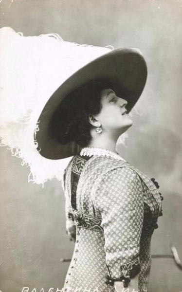 Актриса Валентина Лин, 1915 год, г. Петроград. Выставка «Женщина Прекрасной эпохи» с этой фотографией.&nbsp;