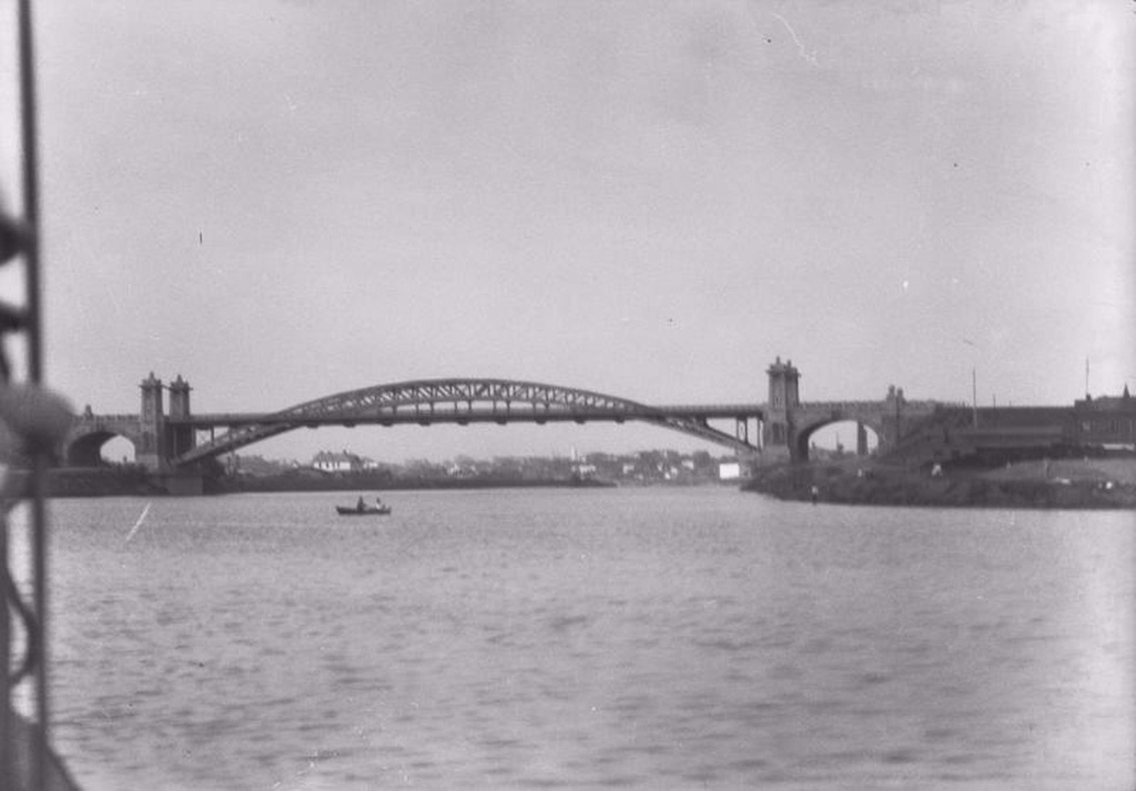 Старый Краснолужский мост через Москву-реку, 1920-е, г. Москва. Выставка «Мосты Москвы» с этой фотографией.&nbsp;