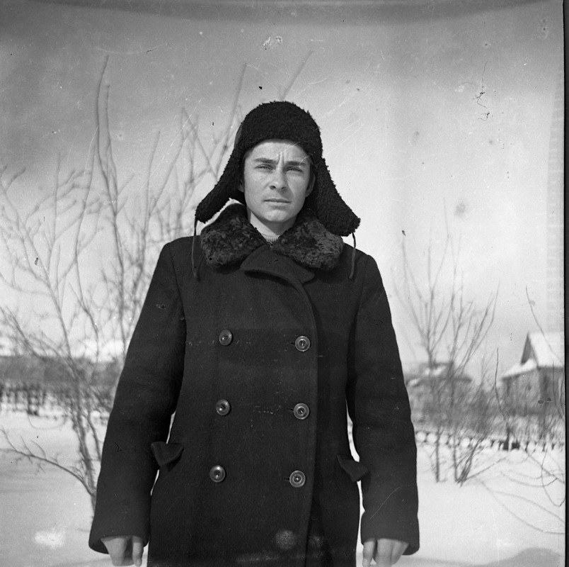 Неизвестный, 1 декабря 1952 - 31 марта 1953, г. Куйбышев. Снимок сделан в районе дома 4 по 8-му проезду. Современный адрес - ул. Карбышева, 4.