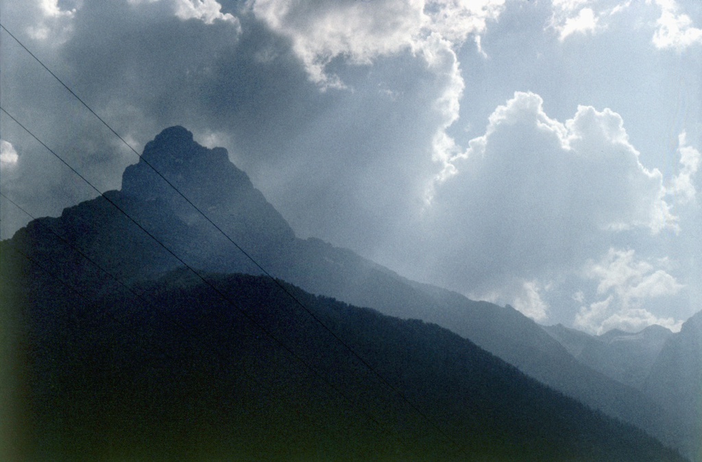 Гора Белала-Кая на Северном Кавказе, 1 - 28 августа 1985, Карачаево-Черкесская АО, Карачаевский р-н, пос. Домбай. Сейчас Карачаево-Черкесская Республика.