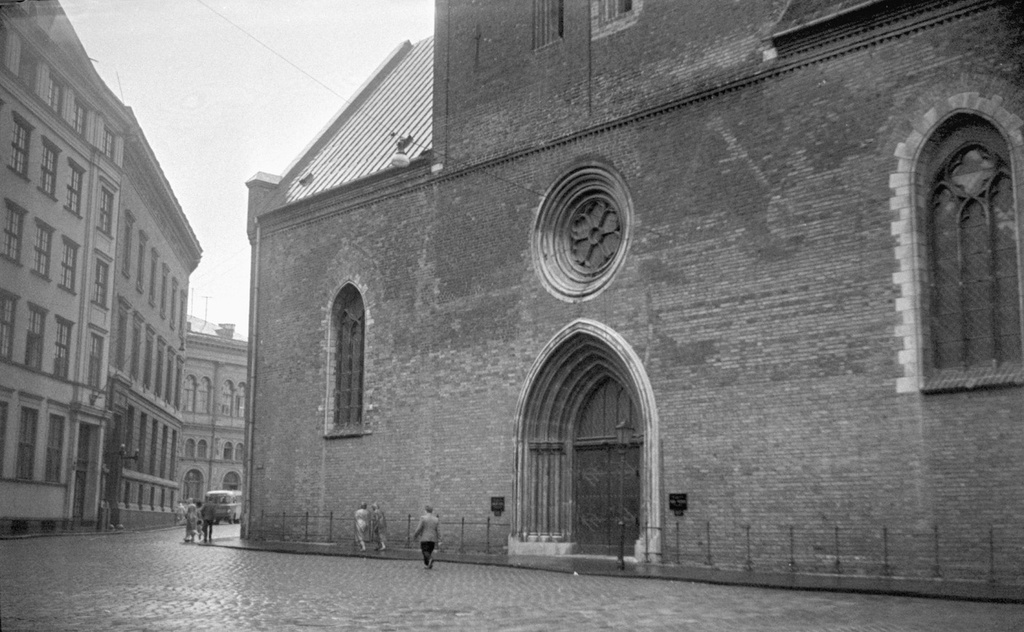 Площадь Гердера в старой Риге перед Домским собором, 1 июня 1963 - 1 сентября 1963, Латвийская ССР, г. Рига. 