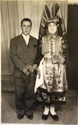 Жених и невеста в свадебном наряде, 1958 год, Турция