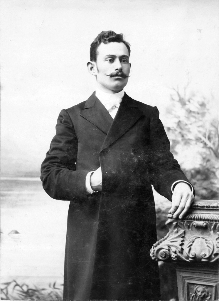 Мужчина, 1910 - 1917, Екатеринославская губ., г. Александровск. Александровск с 1921 года –&nbsp;Запорожье.&nbsp;