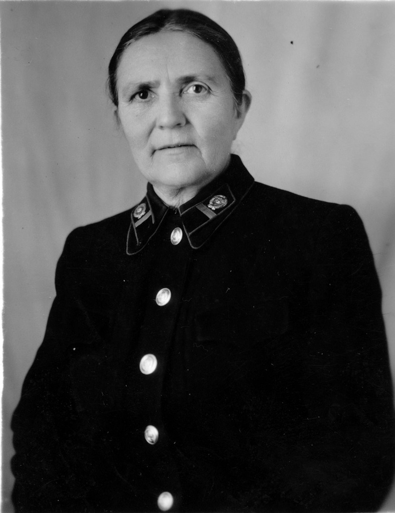 Гайша Шакировна Файзулина, 1954 год. Работала на почте.