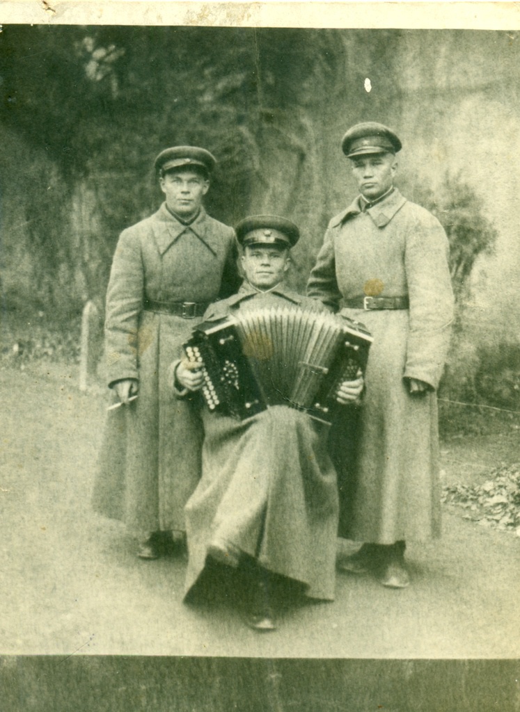 Военнослужащие Костромской дивизии, 1933 год. Справа – Николай Васильевич&nbsp;Смирнов.&nbsp;