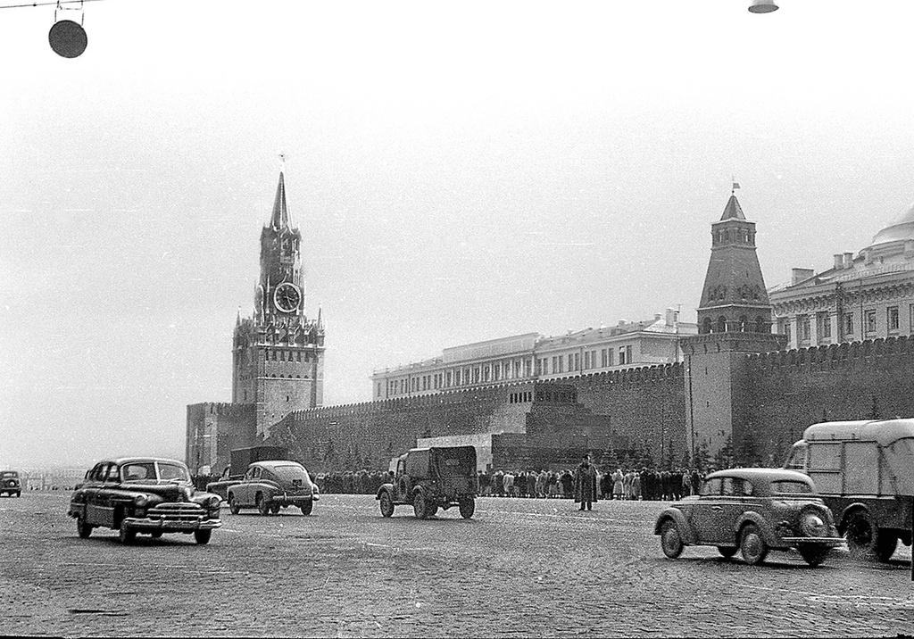 Красная площадь, 1957 год, г. Москва. 