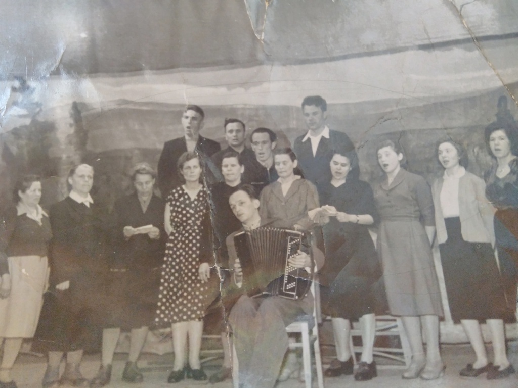 Дом отдыха «Старики», 1961 год, Свердловская обл.. Репетиция к концерту.&nbsp;Фотография из архива Галины Головизниной.