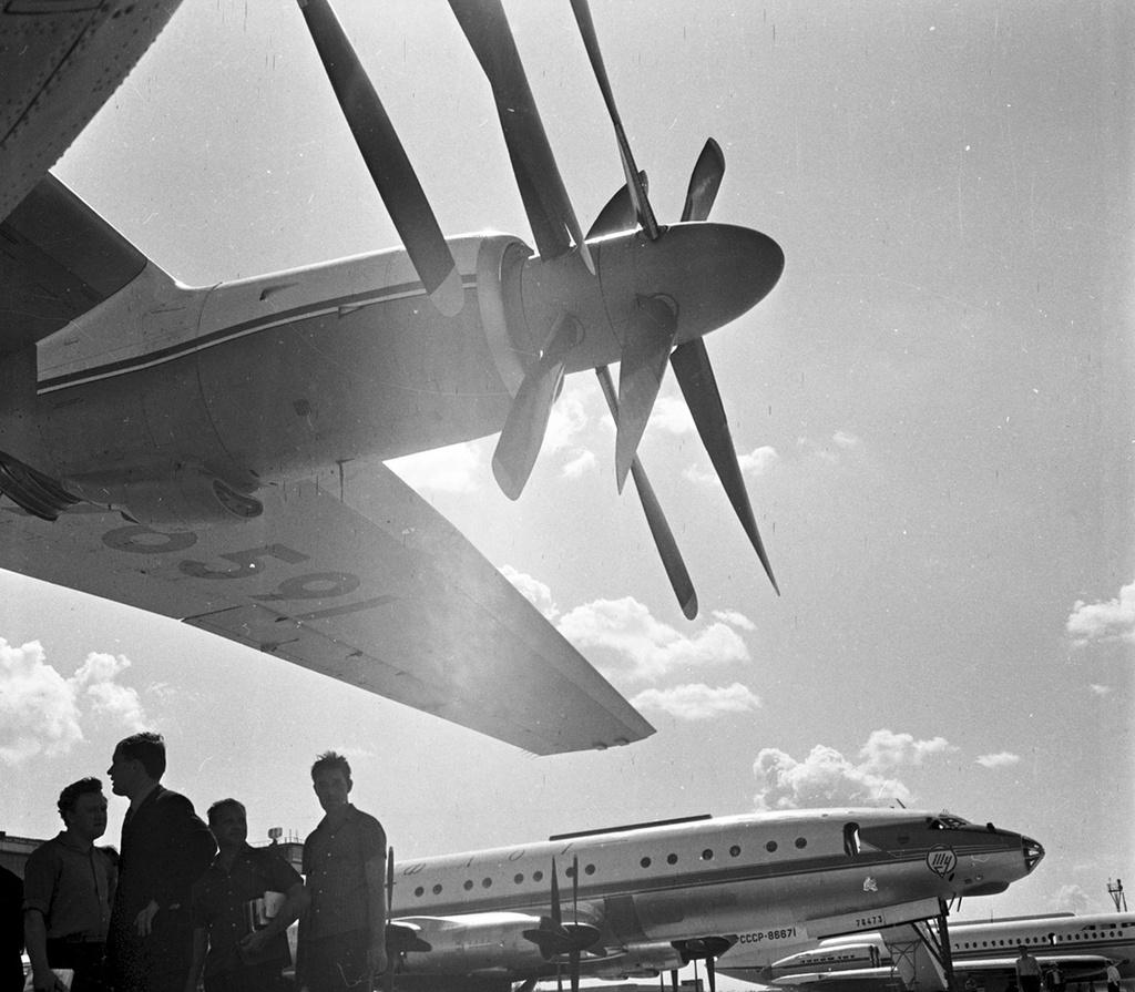 Без названия, 9 июля 1967, Московская обл.. Аэродром «Домодедово».