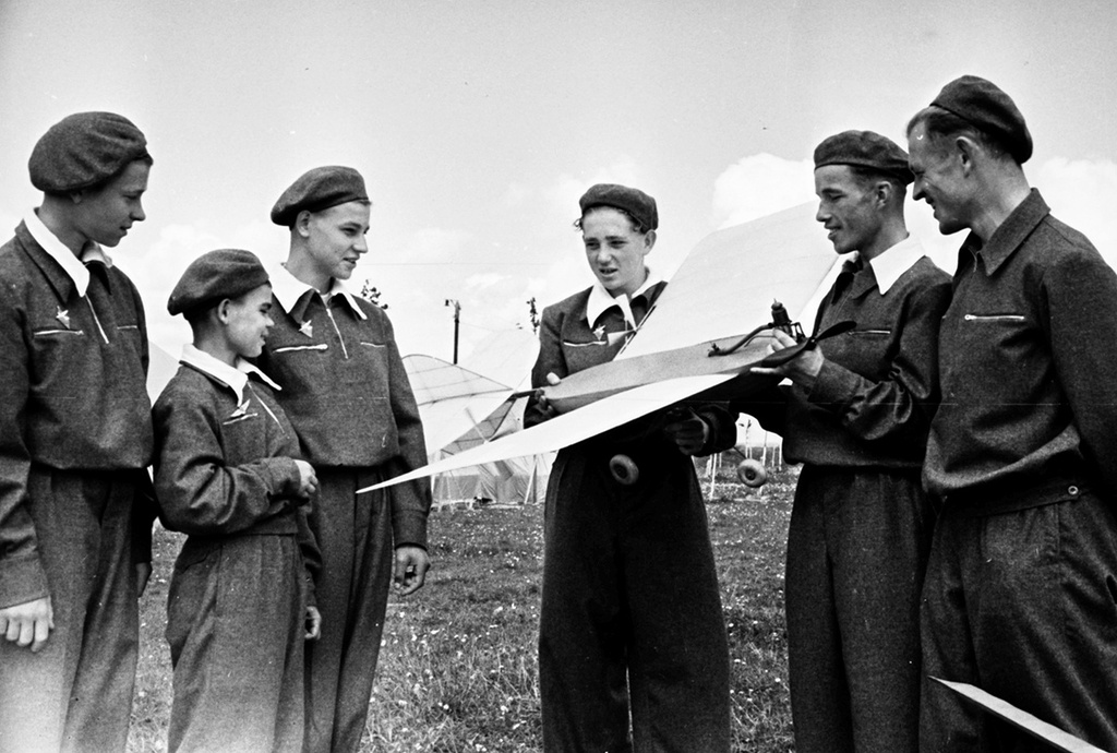 Авиамоделисты, 1948 год