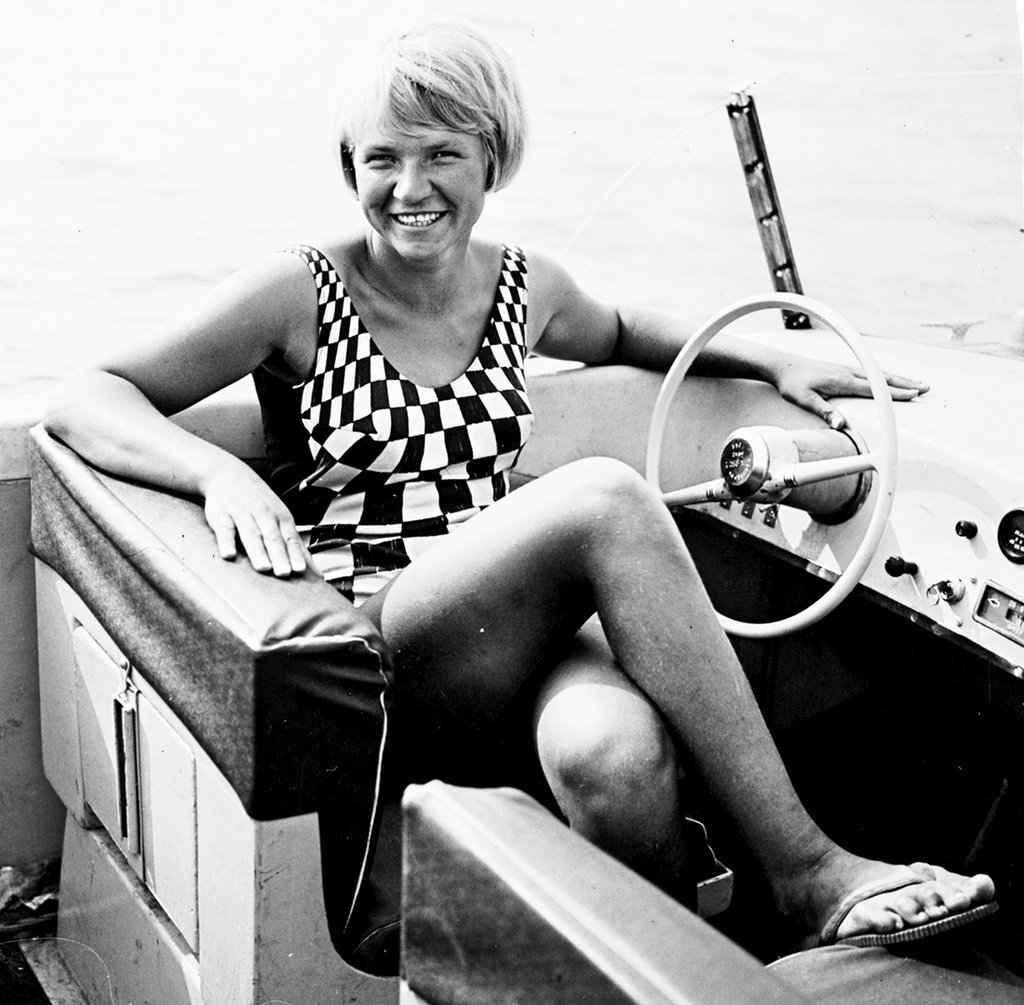 Мастер водно-моторного спорта Курушина, 1967 год