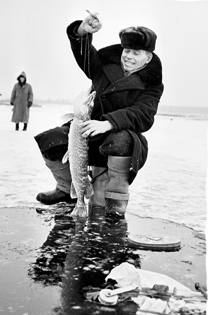 Зимняя рыбалка, 1963 год