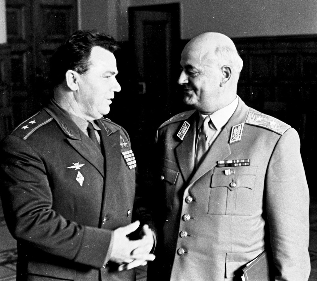 Военачальники, 1970 год. Слева – генерал-лейтенант авиации Иван Кожедуб.