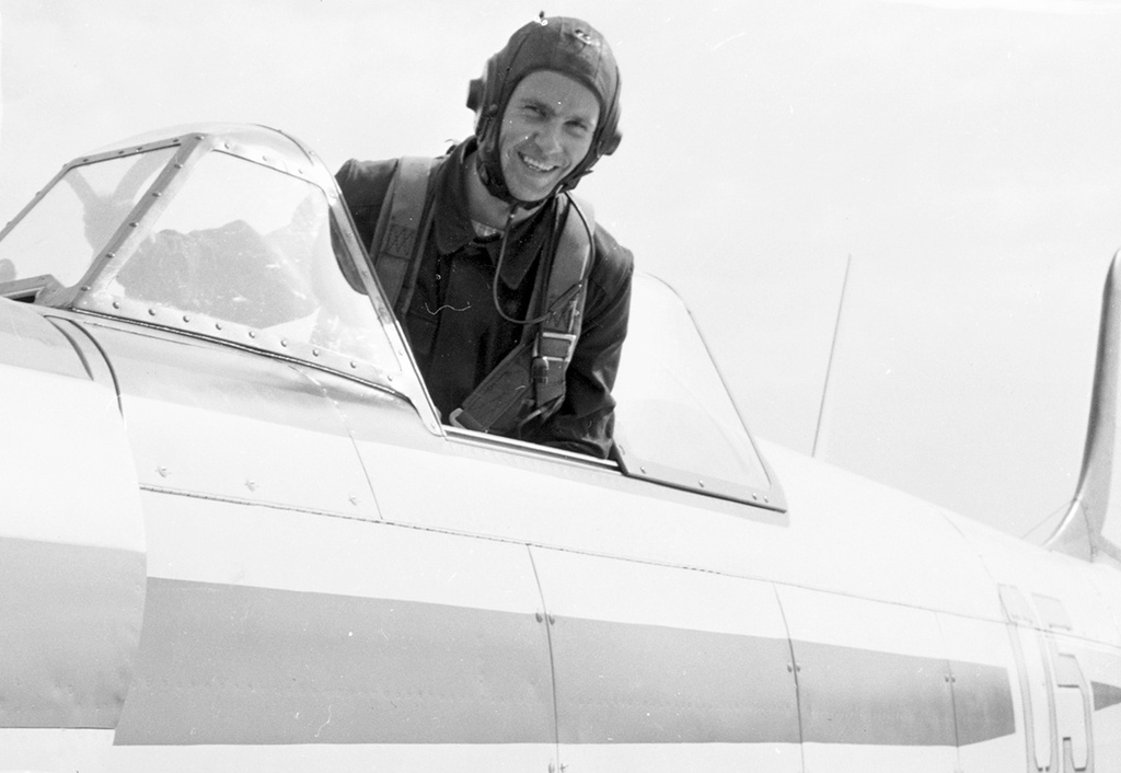 Летчик, 1960 год