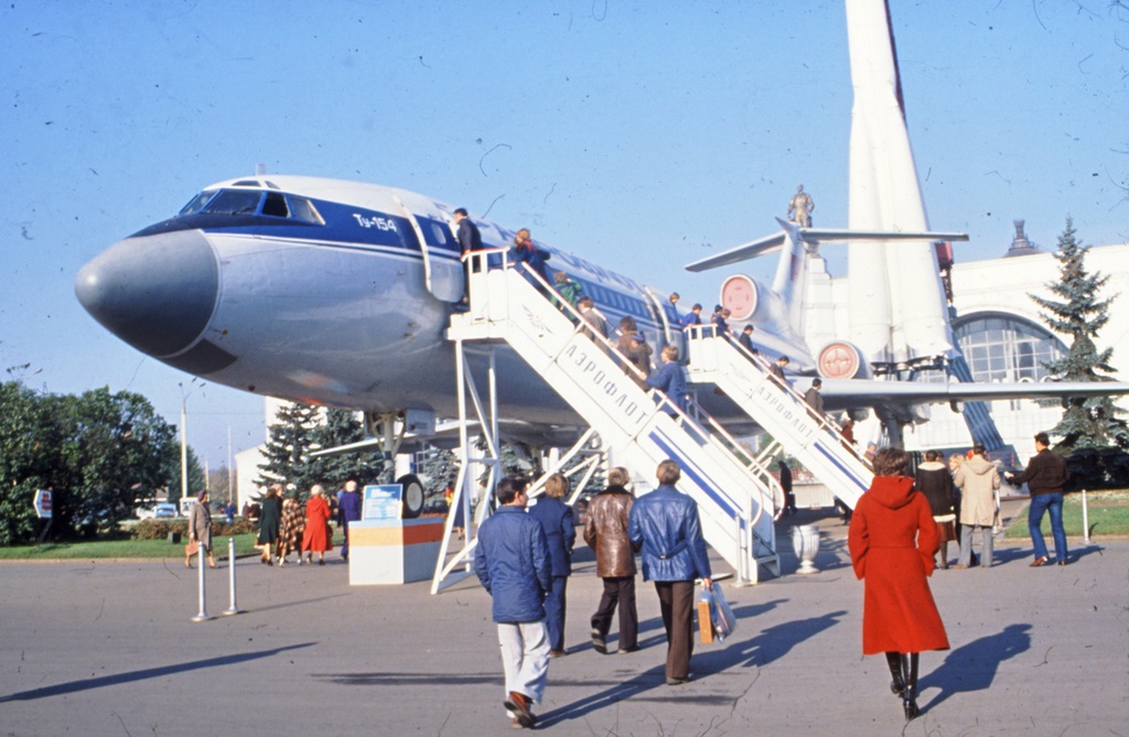 ВДНХ, 1979 год, г. Москва. Выставка «Аэрофлот» с этой фотографией.