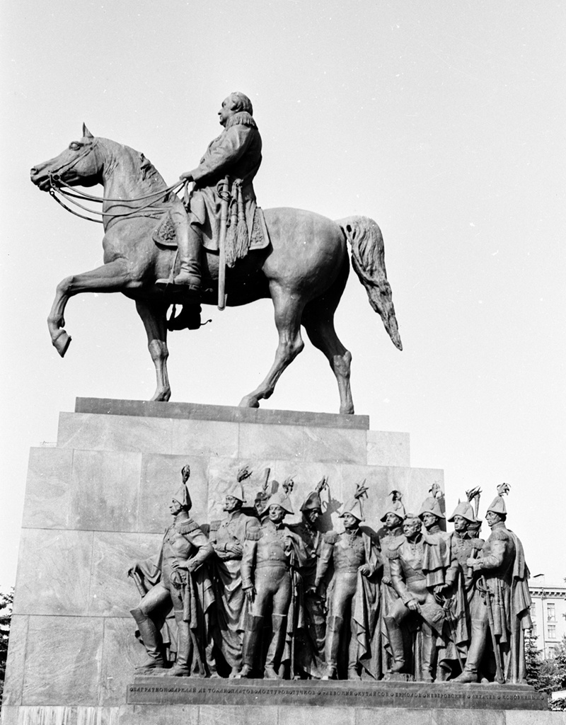 Памятник Михаилу Кутузову, 1973 год, г. Москва