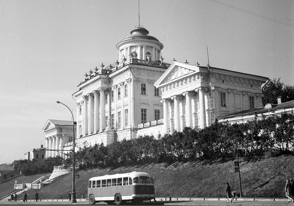 Дом Пашкова, 13 июля 1966, г. Москва. Ныне Моховая улица.&nbsp;