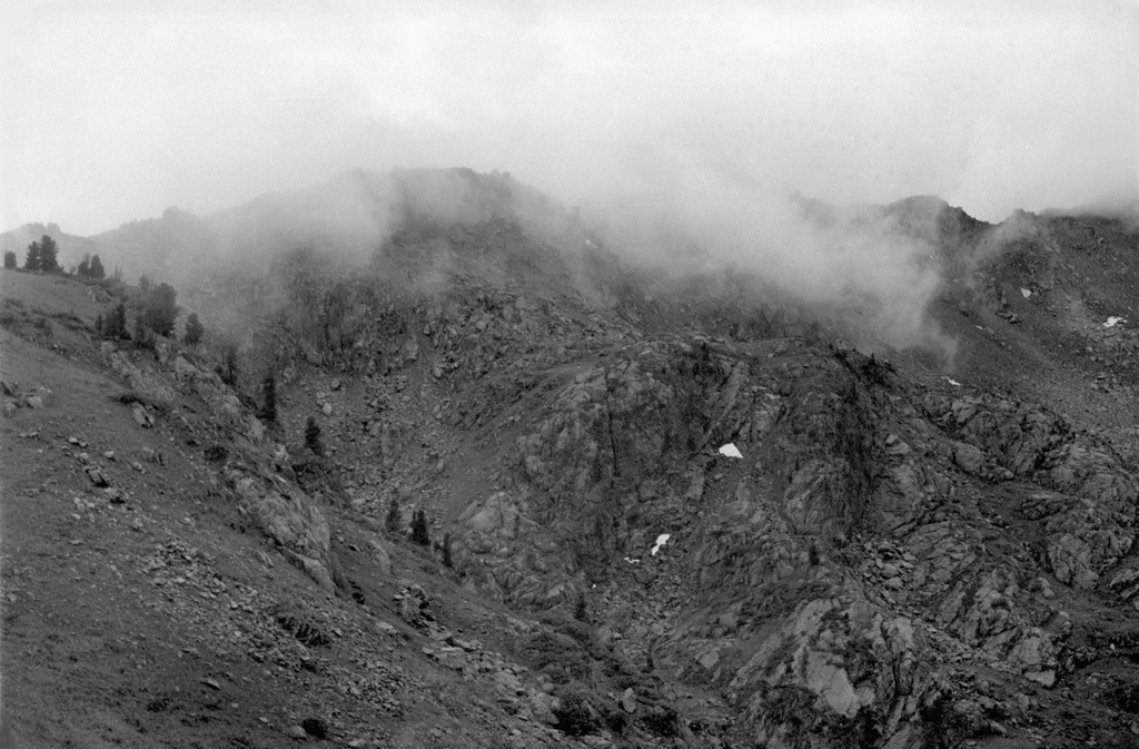 Вид с перевала Горного Алтая, 23 августа 1989, Горно-Алтайская АО, Усть-Коксинский р-н. Выставка «Безмолвие Алтая» с этим снимком.