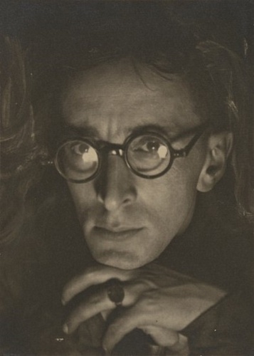 Автопортрет, 1925 - 1926