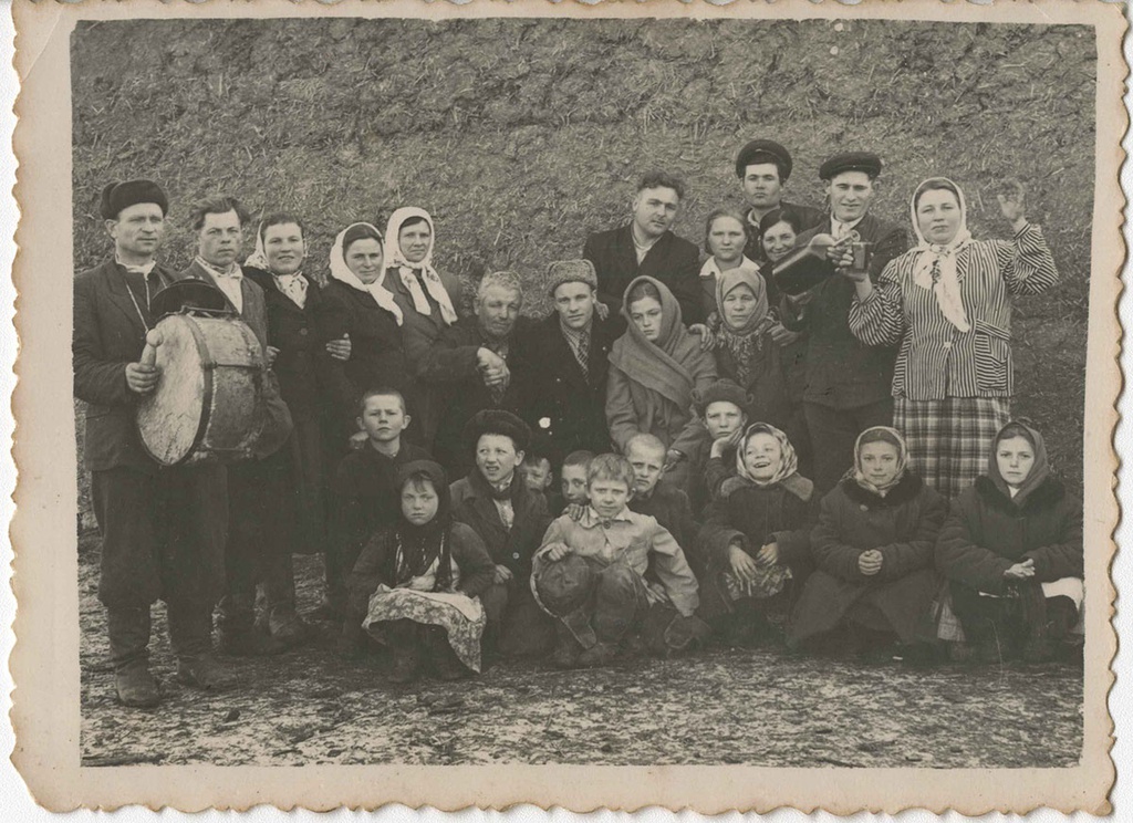 Сельская свадьба, 21 декабря 1956 - 21 декабря 1957, Украинская ССР, Одесская обл.