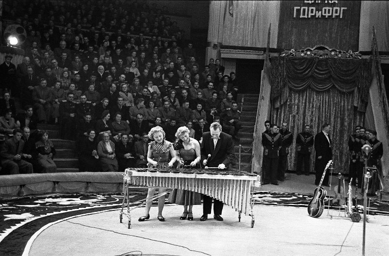 Фото "Гастроли цирков ГДР и ФРГ. Музыкальные эксцентрики", 1956 - 1957 ...