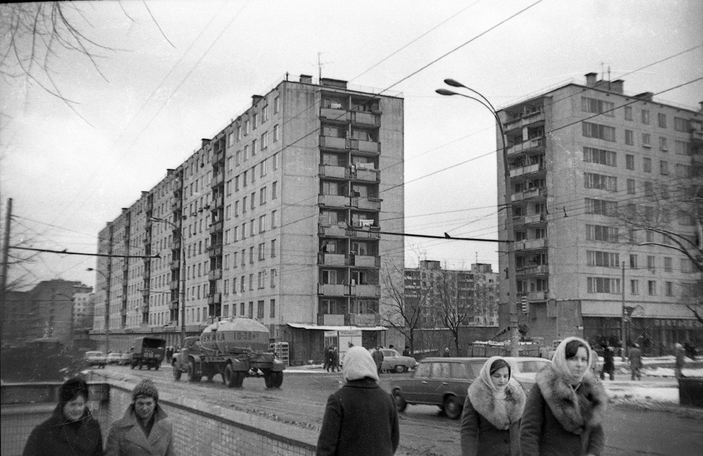 Улица нижняя москва