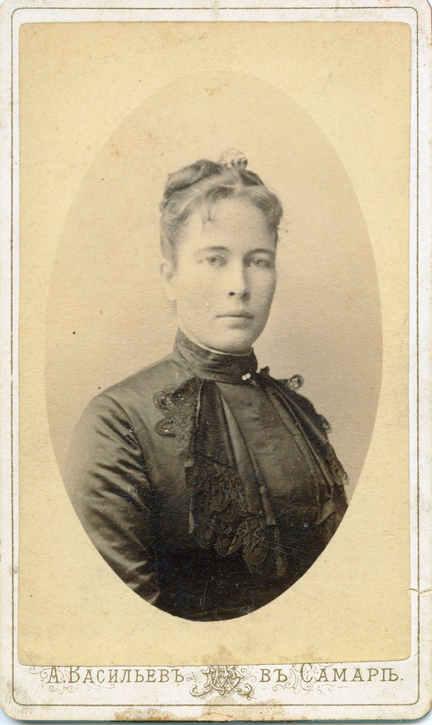 Фото "Женский портрет", 1891 год, г. Самара - История России в фотографиях